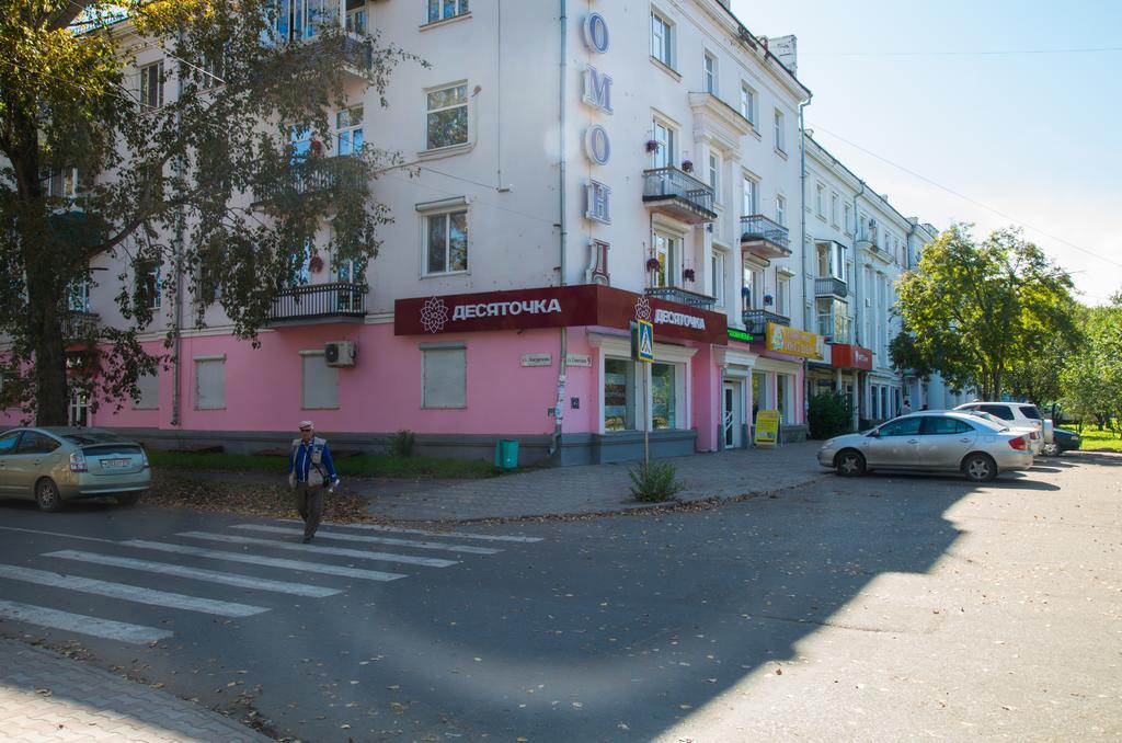 Apartments On Sovetskaya 9 コムソモリスク・ナ・アムーレ エクステリア 写真